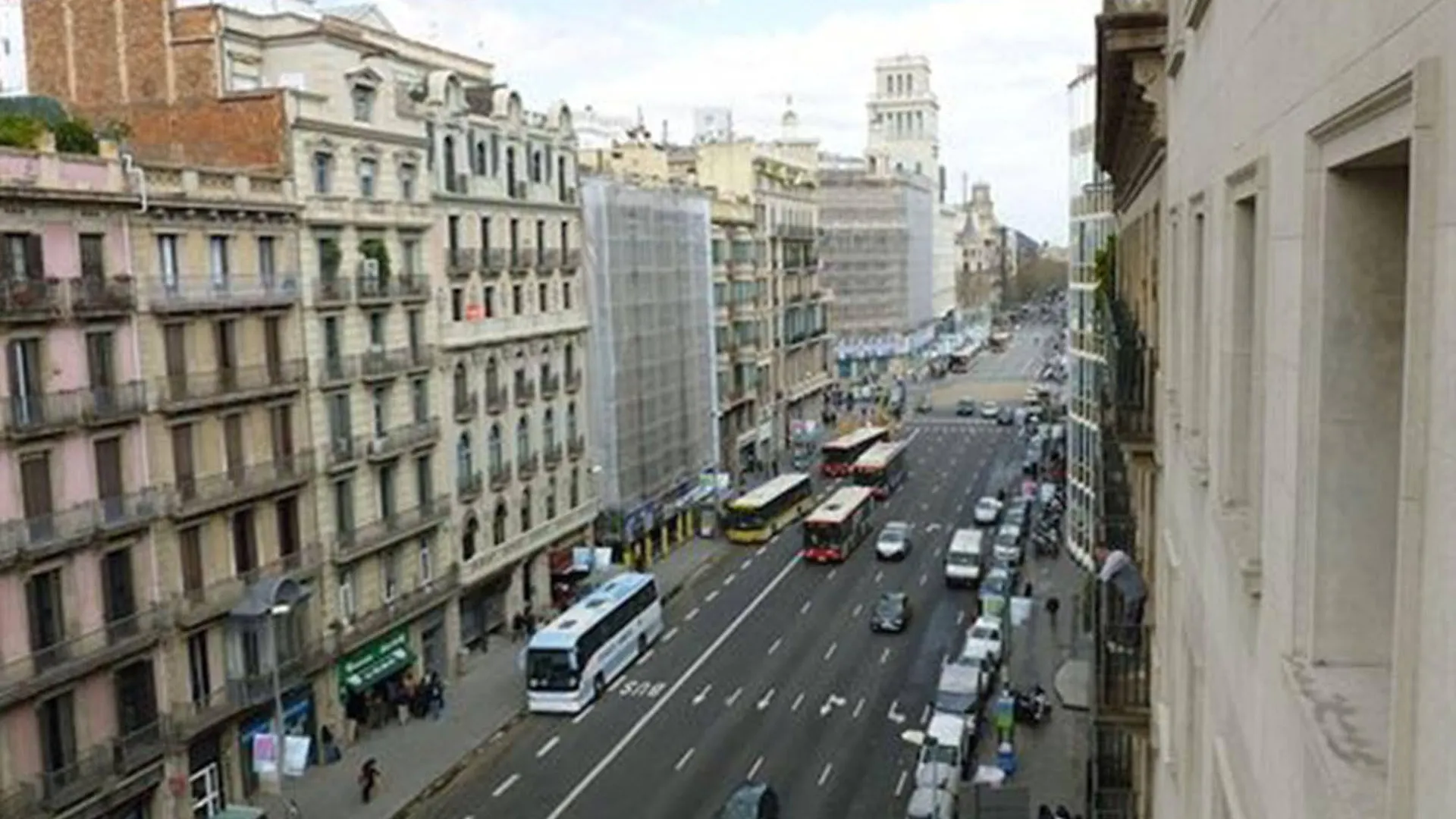 Отель Super Balmes Guest House Барселона