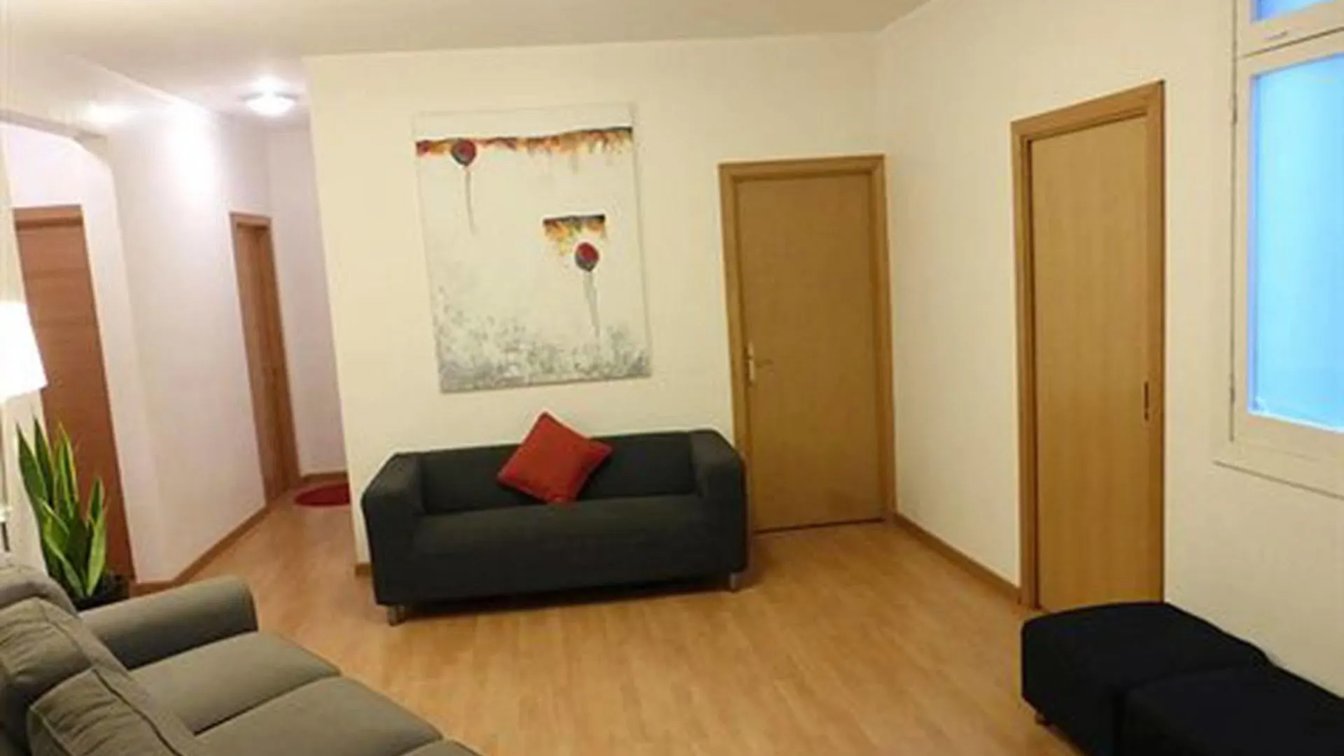 Super Balmes Guest House Барселона Отель