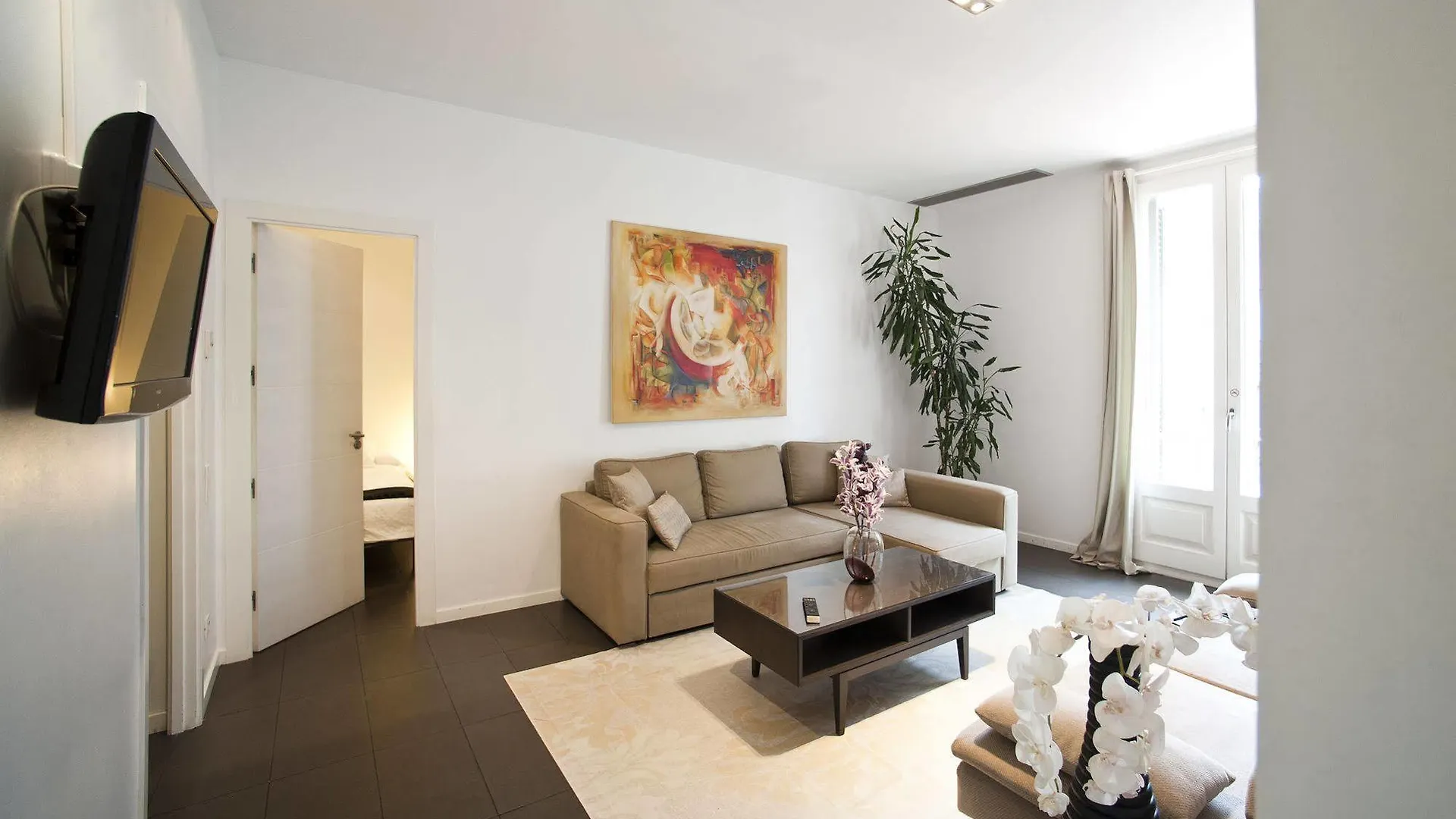 Отель Super Balmes Guest House Барселона
