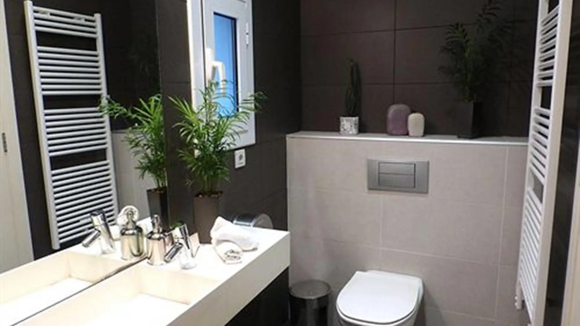Super Balmes Guest House Barcelona