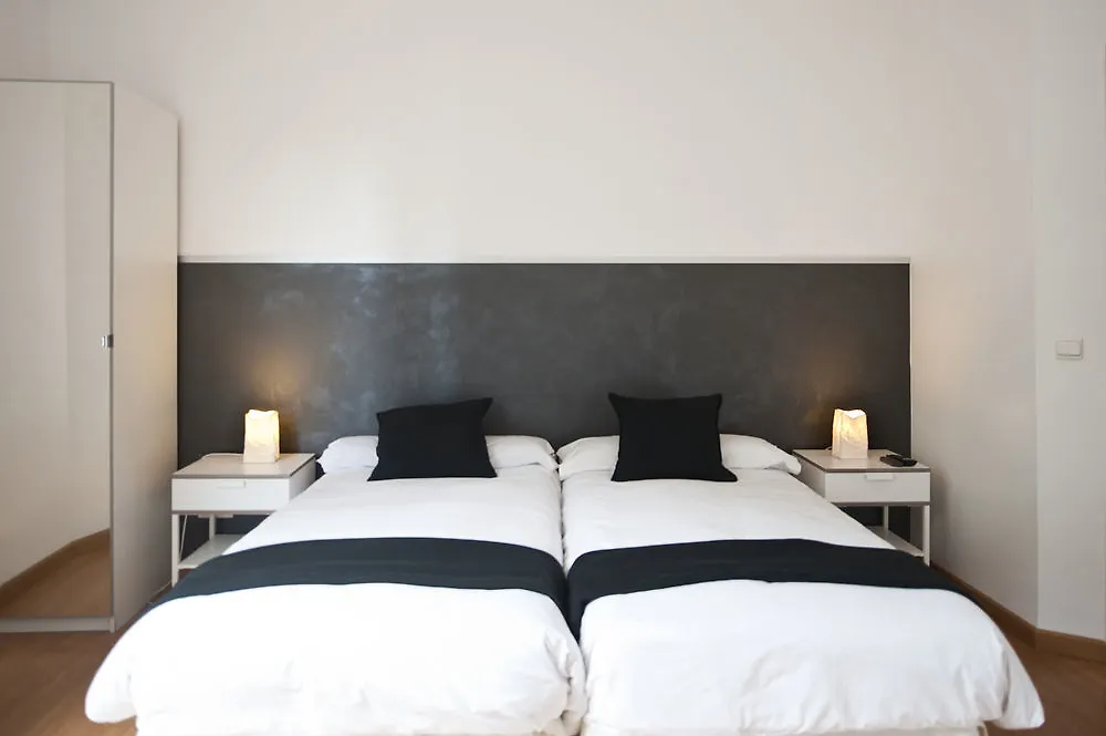 Super Balmes Guest House Barcelona Hotell